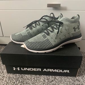 Under Armor Slingflex Rise Mens Size 9